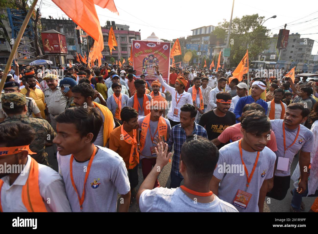 Kolkata, India. 17th Apr, 2024. Hindu devotees hold the idol of Lord ...