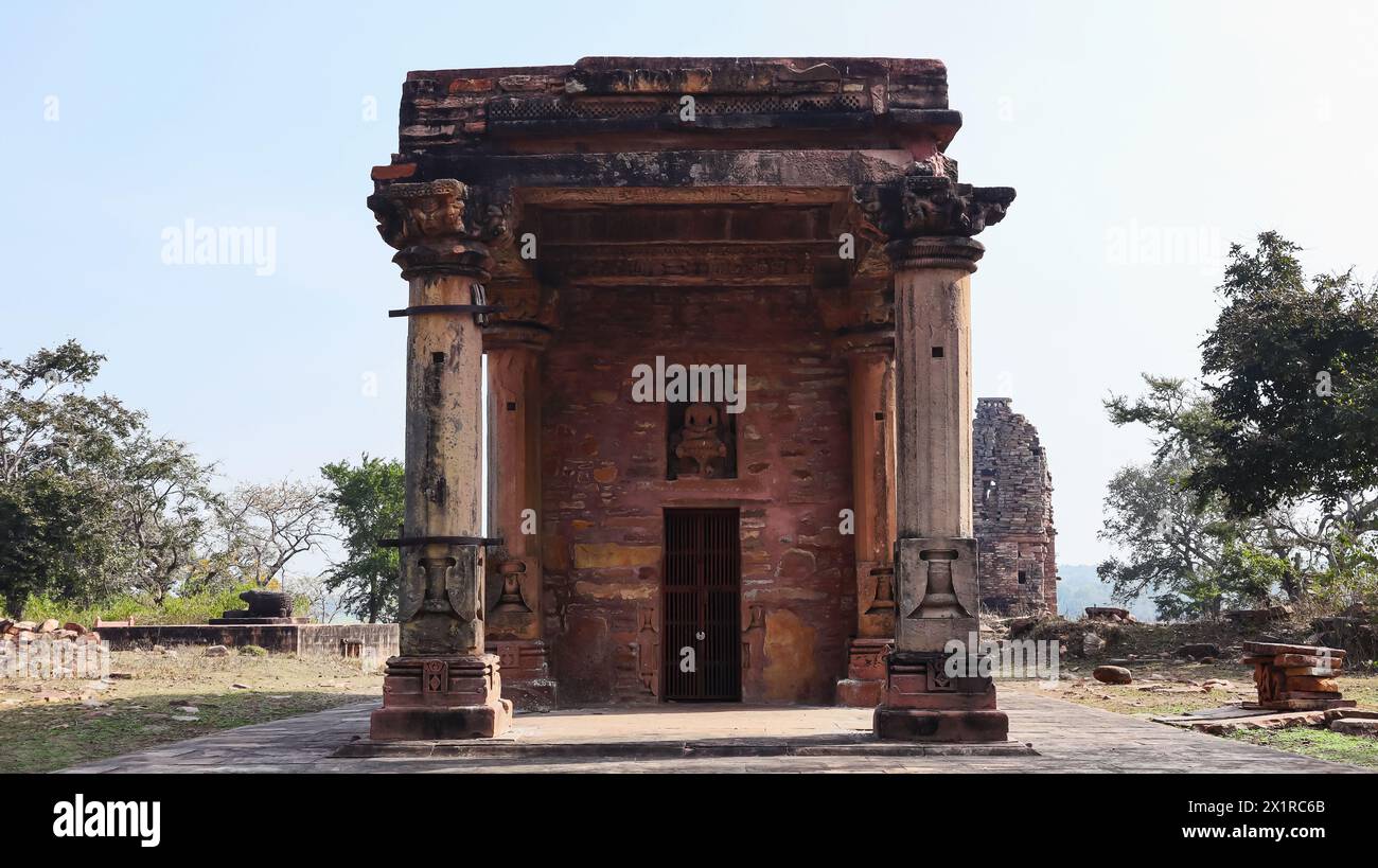 Ruin Jain Temple in the Dudhai Group of Temple, Dudhai, Lalitpur, Uttar Pradesh, India. Stock Photo