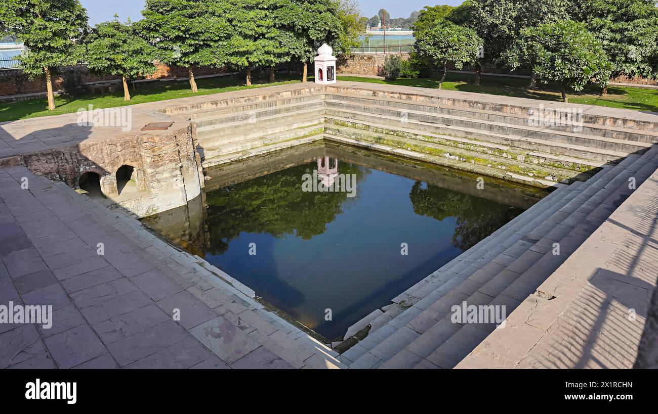 Small Pond in the Campus of King Gangadhar Rao's Cenotaph, Jhansi, Uttar Pradesh, India. Stock Photo