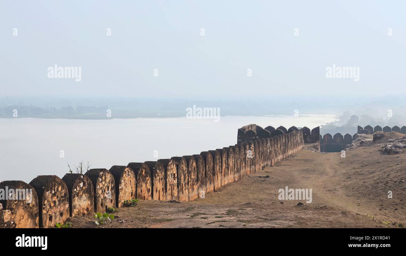 Lake Side Ruin Fortress of Talbehat Fort, Talbahat, Jhansi, Uttar Pradesh, India. Stock Photo