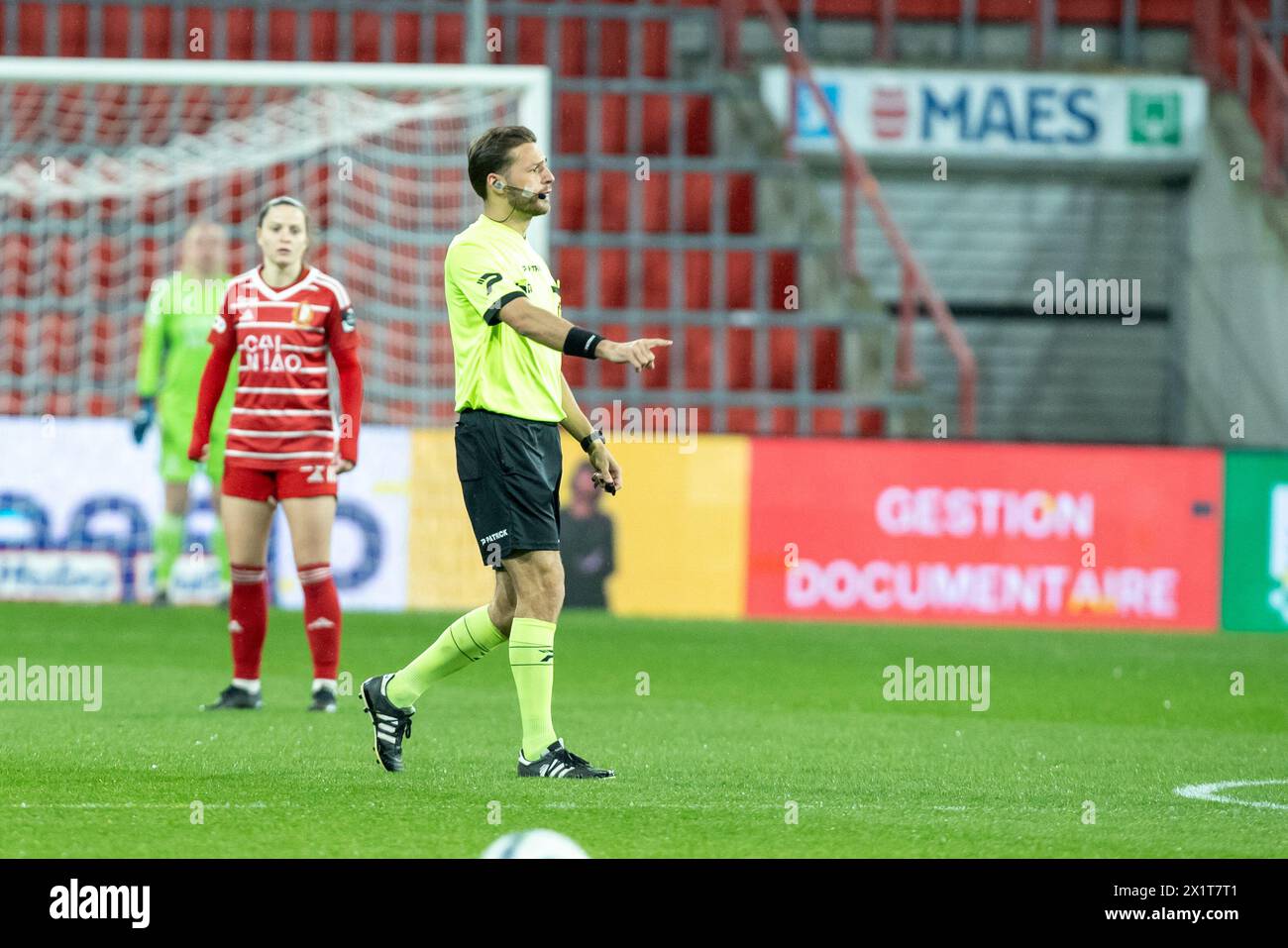 referee Leandro LEDDA pictured during a female soccer game between ...