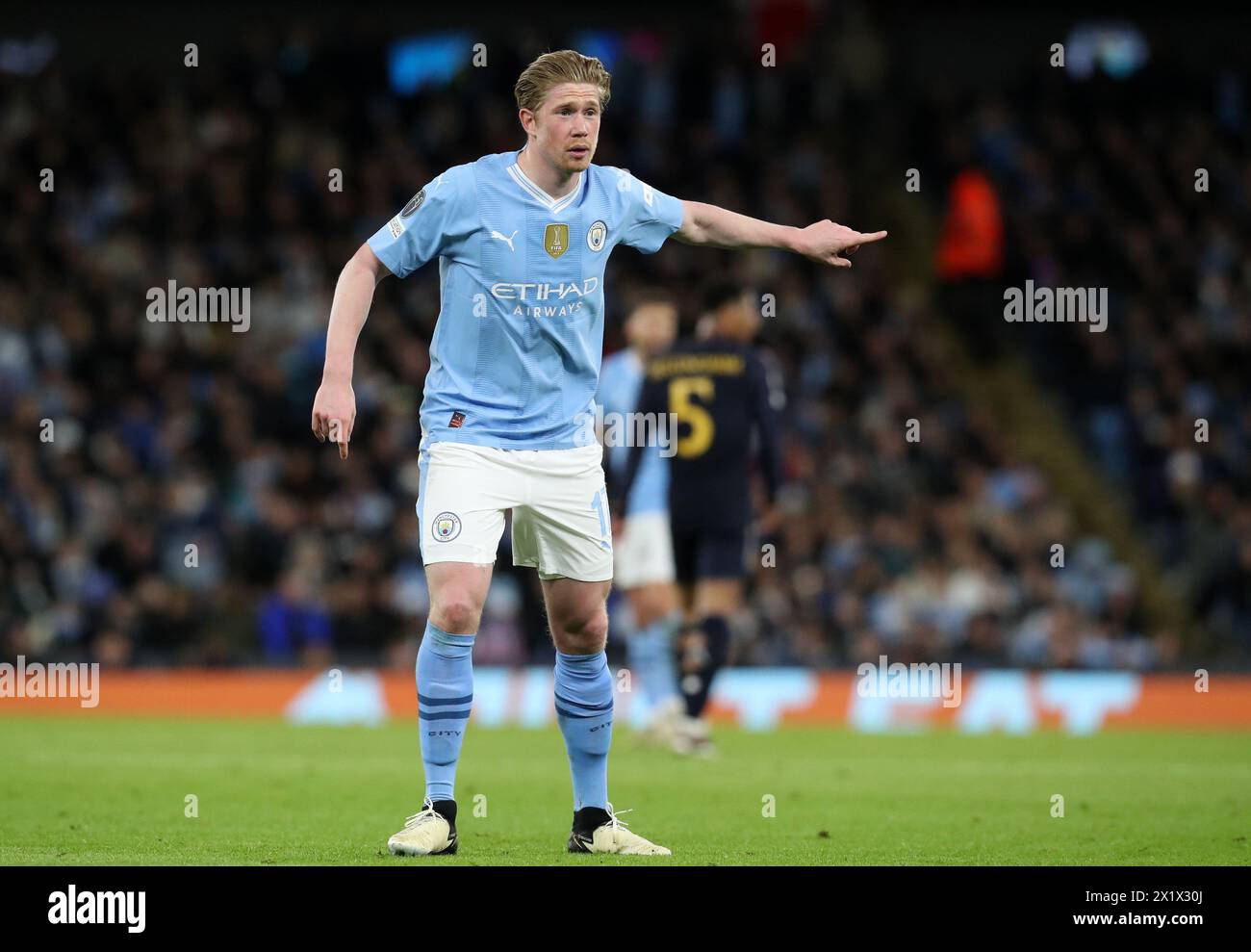 Etihad Stadium, Manchester, UK. 17th Apr, 2024. Champions League Football, Quarter Final, Manchester City versus Real Madrid; Kevin de Bruyne of Manchester City directs his team mates Credit: Action Plus Sports/Alamy Live News Stock Photo