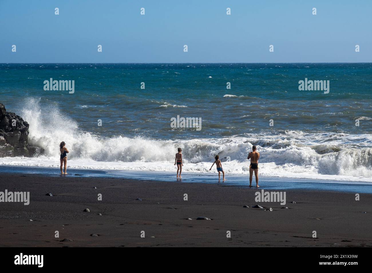 Mmadeira island hi-res stock photography and images - Alamy