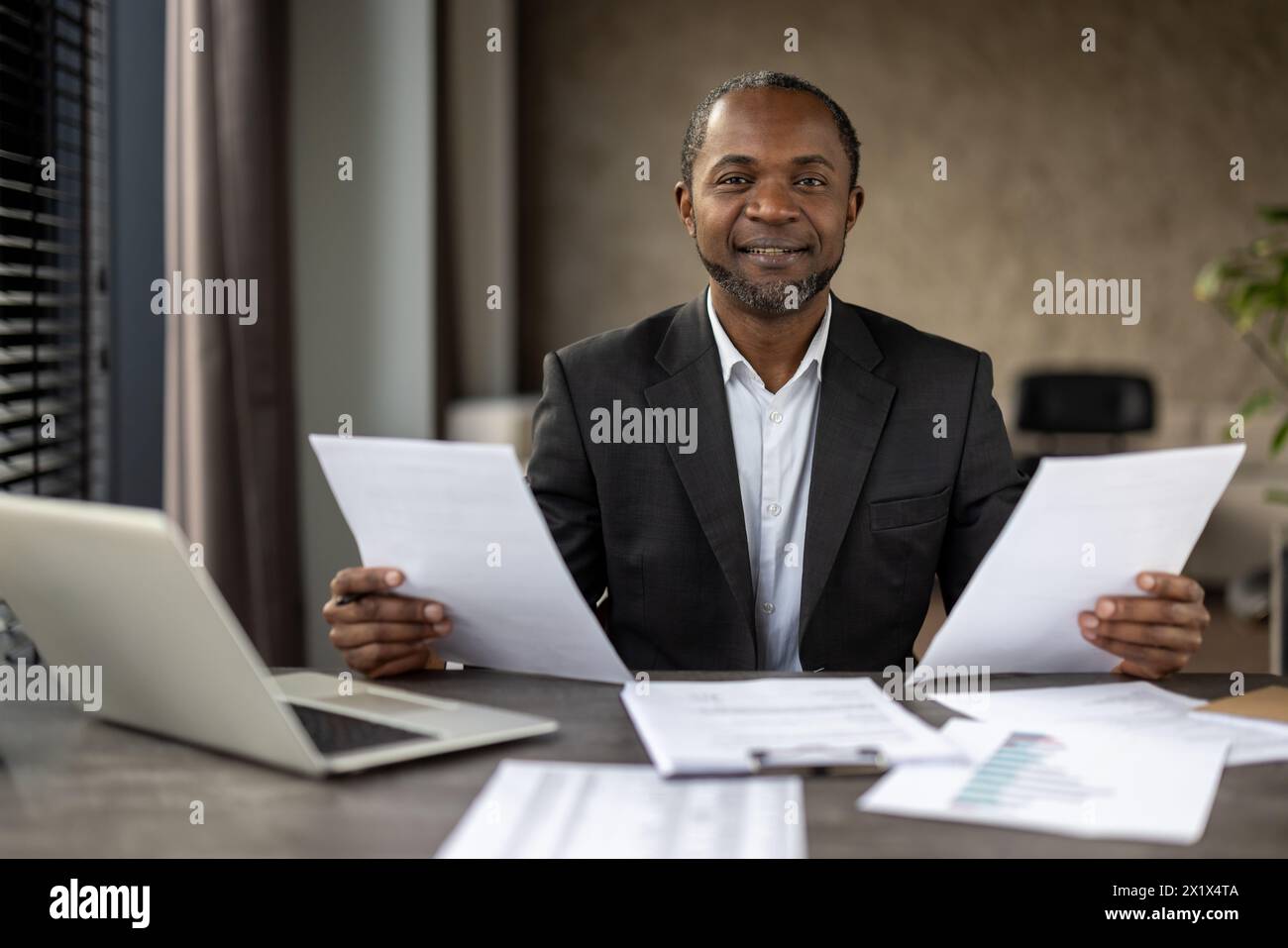 Occupation reliability hi-res stock photography and images - Alamy