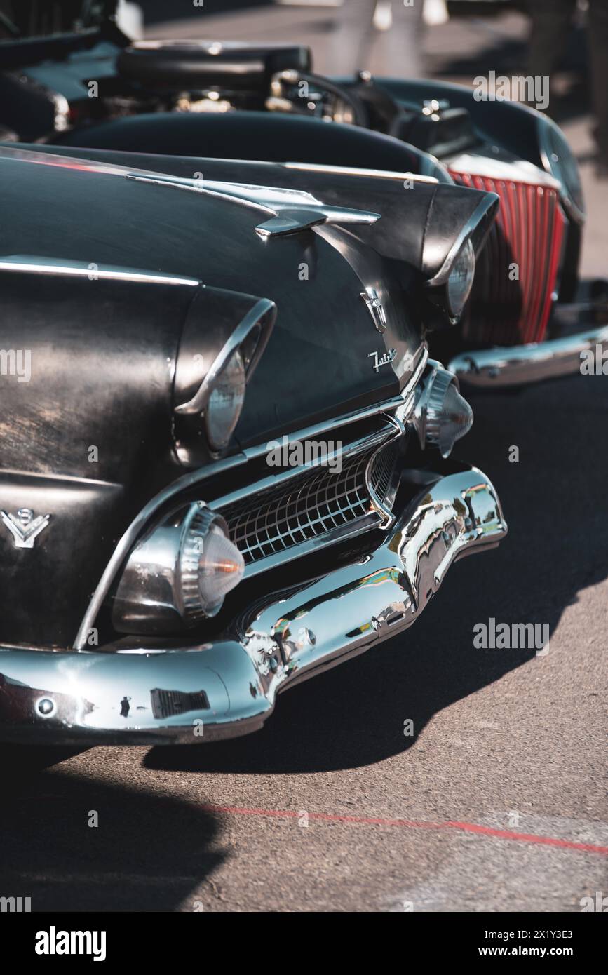 Shot show in las vegas hi-res stock photography and images - Alamy