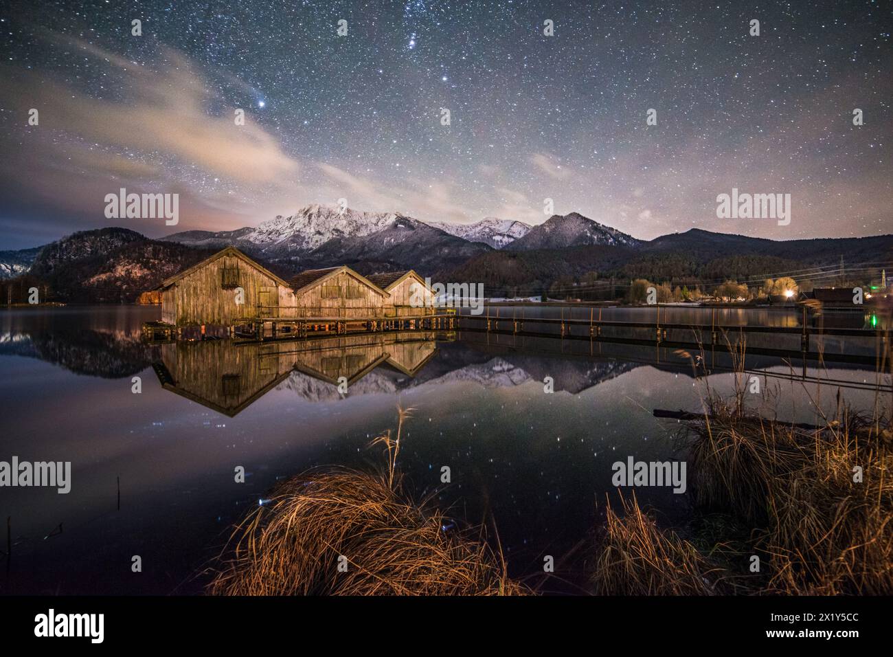 Starry sky countryside hi-res stock photography and images - Alamy
