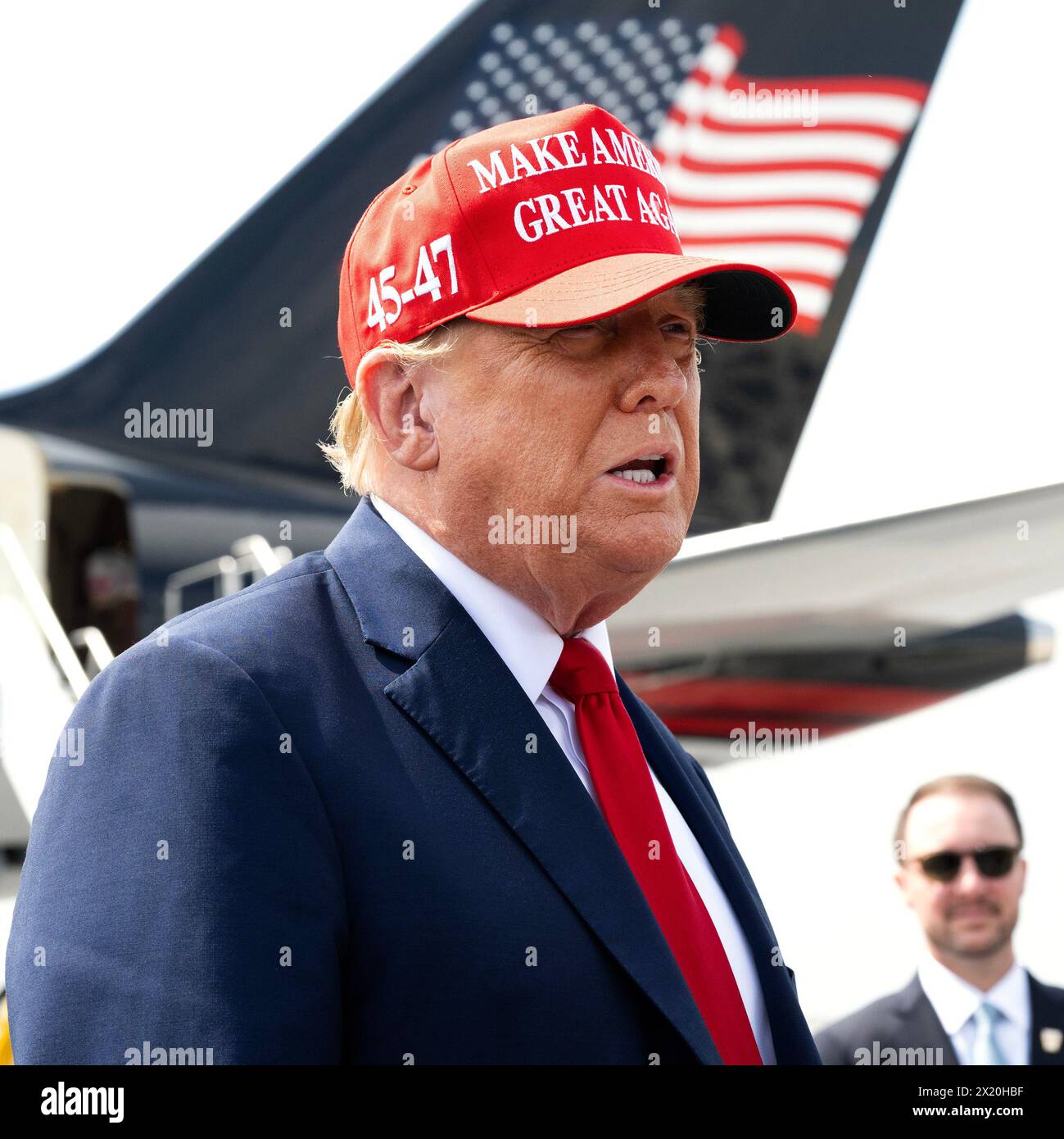 Donald trump in baseball cap sales