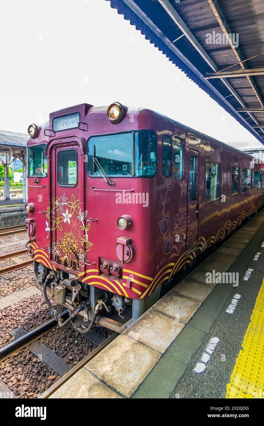 The Marumaru no Hanashi is a sightseeing train that began operating in