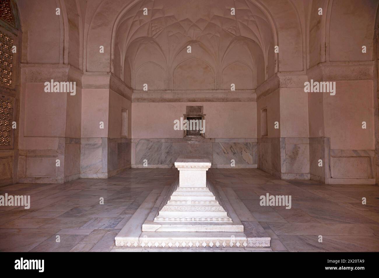 Tomb of Akbar’s family member, Akbar's Tomb complex, Sikandra, Agra, Uttar Pradesh, India Stock Photo
