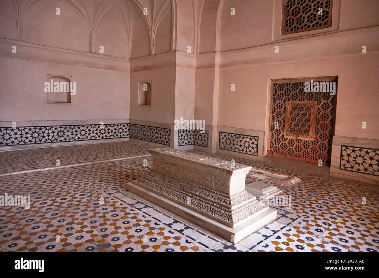 Tomb of Akbar’s family member, Akbar's Tomb complex, Sikandra, Agra, Uttar Pradesh, India Stock Photo