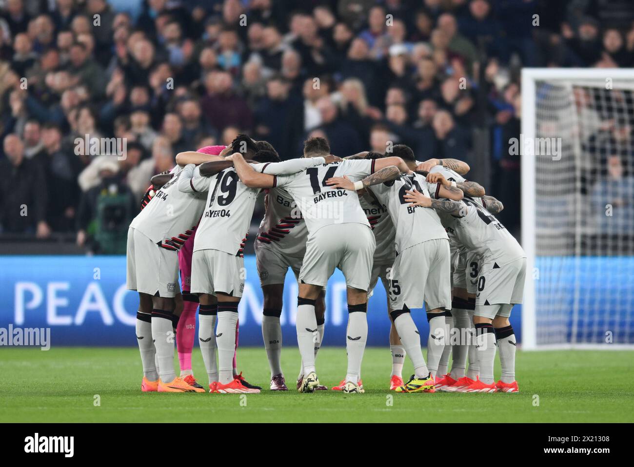 Bayer 04 Leverkusen huddle before the UEFA Europa League match between West  Ham United and Bayer 04 Leverkusen at the London Stadium, Queen Elizabeth  Olympic Park, London, England on 18 April 2024.