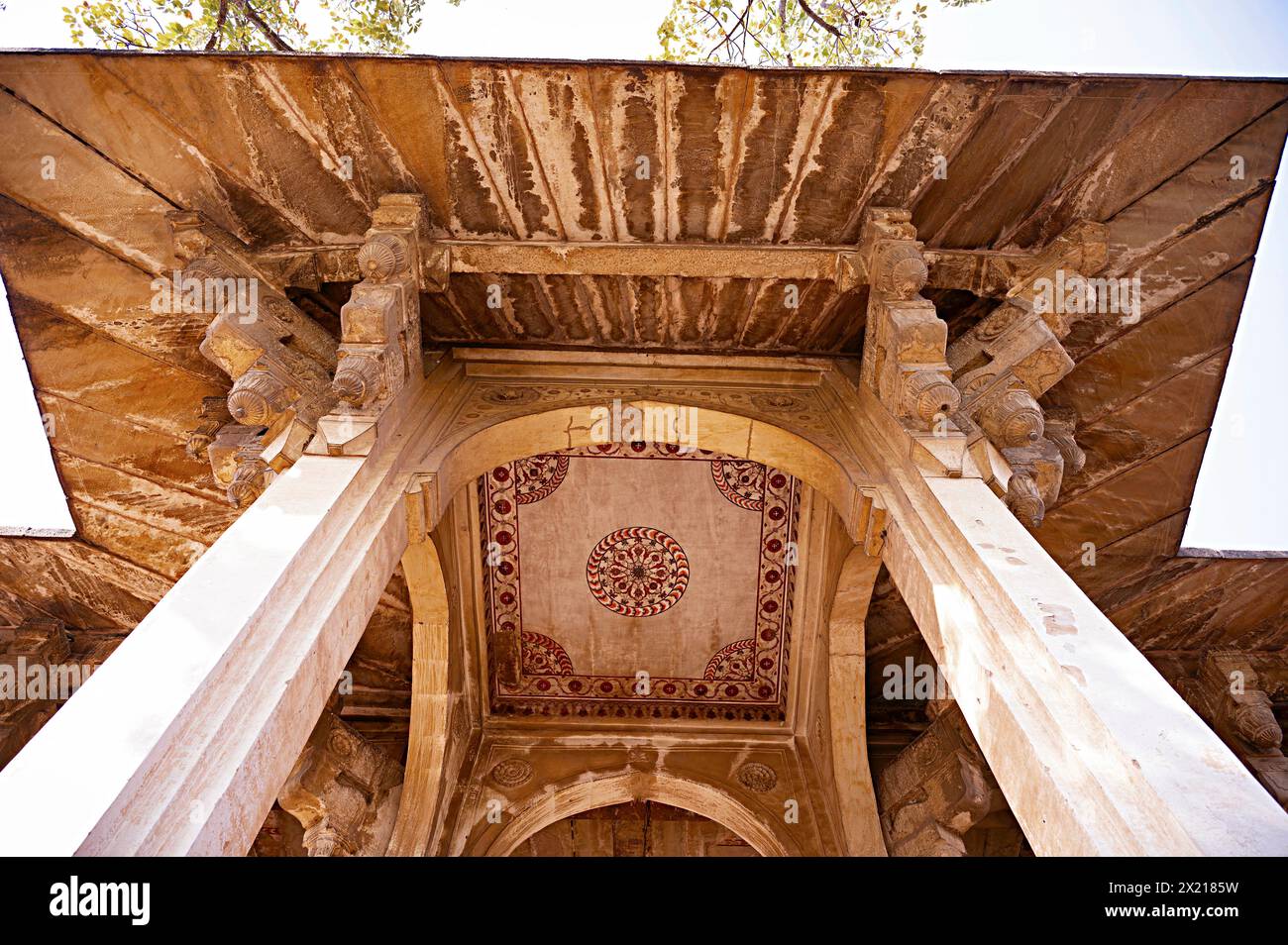 Colourful painting on the ceiling of Tomb of Mohammad Ghaus, Gwalior, Madhya Pradesh, India Stock Photo