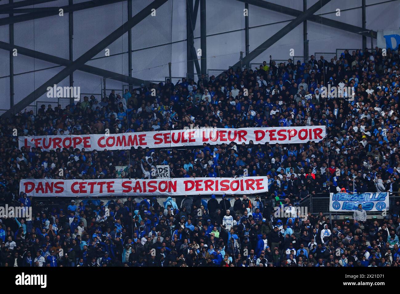 Écharpe OM Olympique de Marseille Commando Ultras CU84