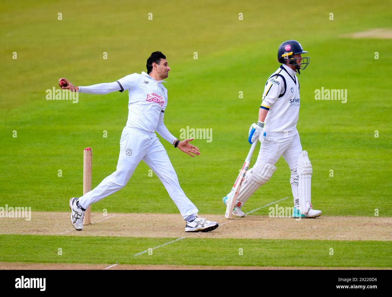 Hampshire's Mohammad Abbas bowls during day one of the Vitality County Championship match at the Utilita Bowl, Southampton. Picture date: Friday April 19, 2024. Stock Photo