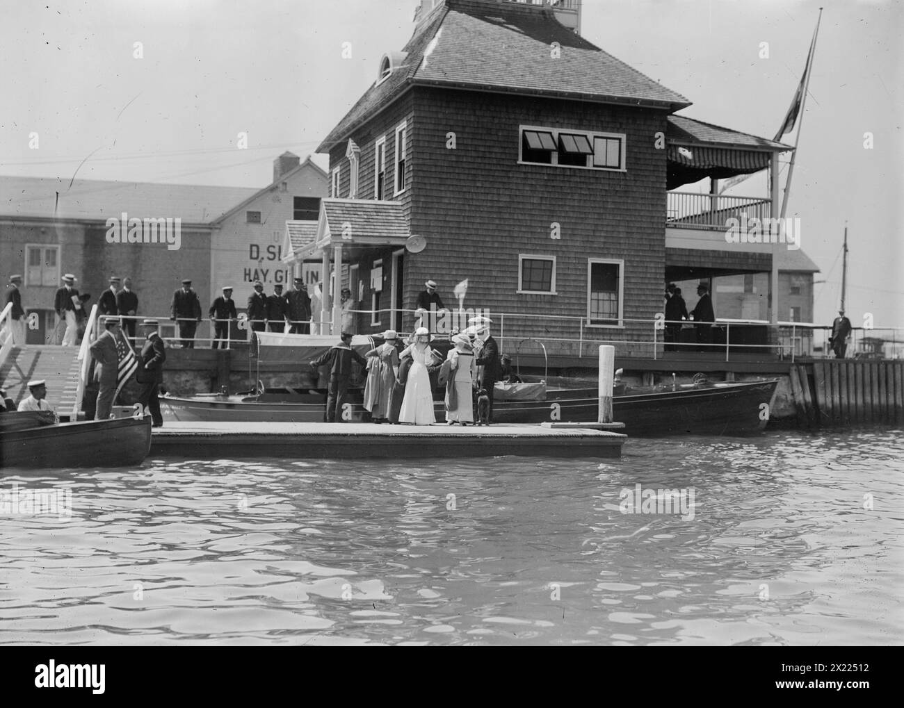 20th century yachting history hires stock photography and images Alamy