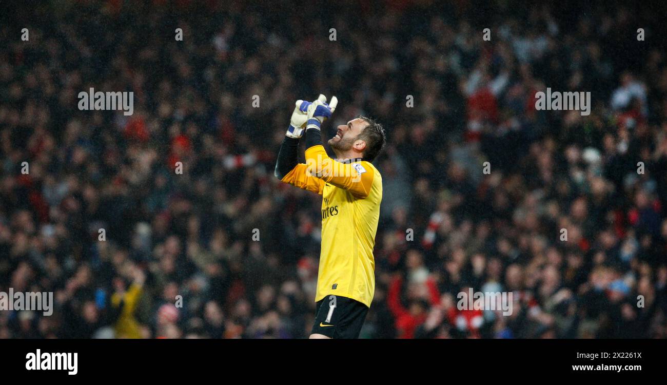 Arsenal v West HAM  Goalkeeper Manuel Almunia of  Arsenal celebrates after winning the Barclays Premier League match against West Ham at the Emirates Stadium on March 20, 2010 in London, England. Stock Photo