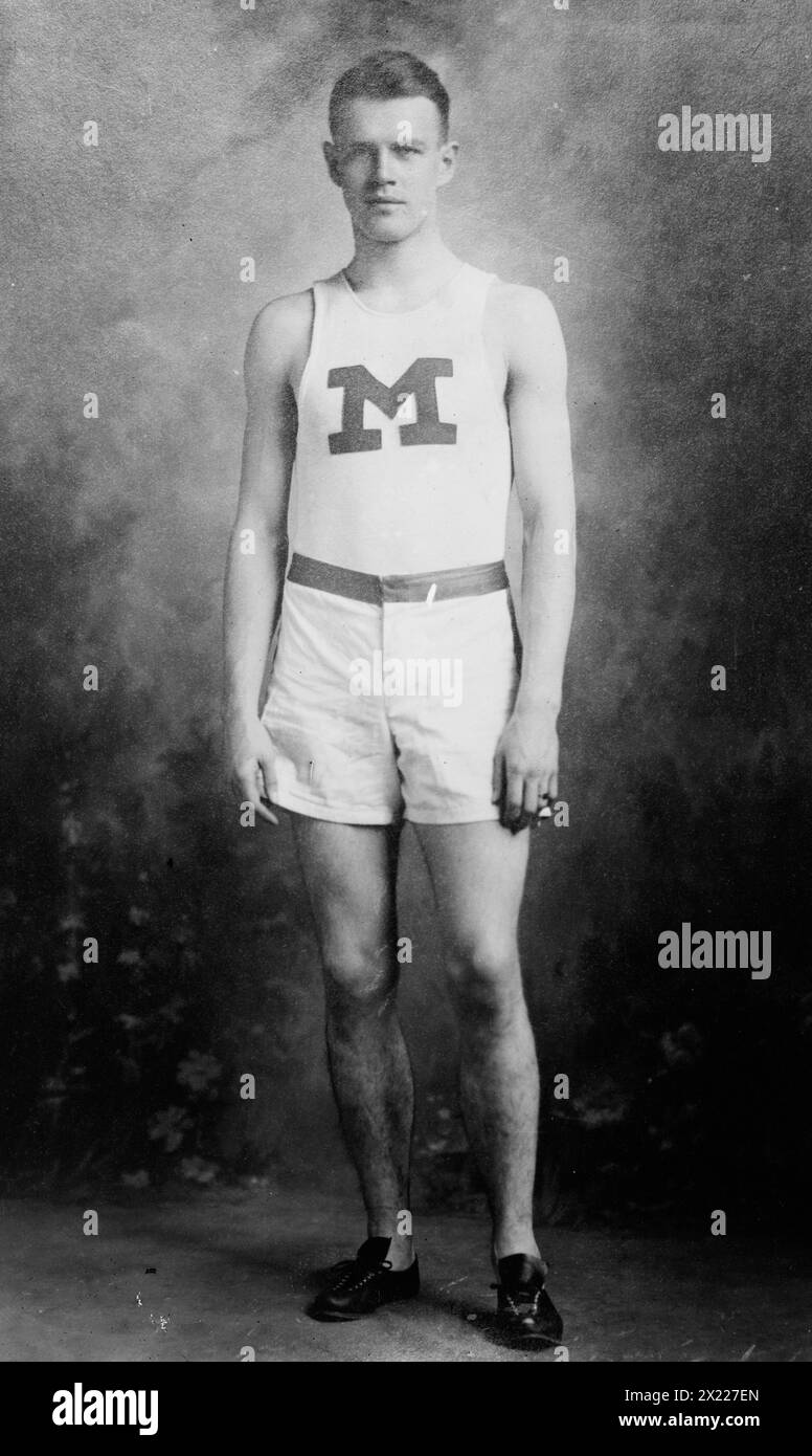 Ralph Craig, (1912?). Shows Ralph Craig (1889-1972), a University of ...