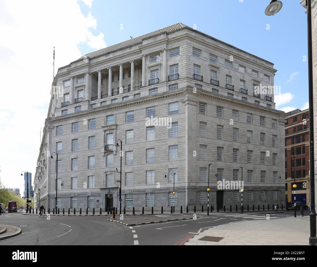Thames House on Millbank, London, UK. Headquarters of the MI5 Government security service. Built in the 1920s. Previously HQ for ICI. Stock Photo