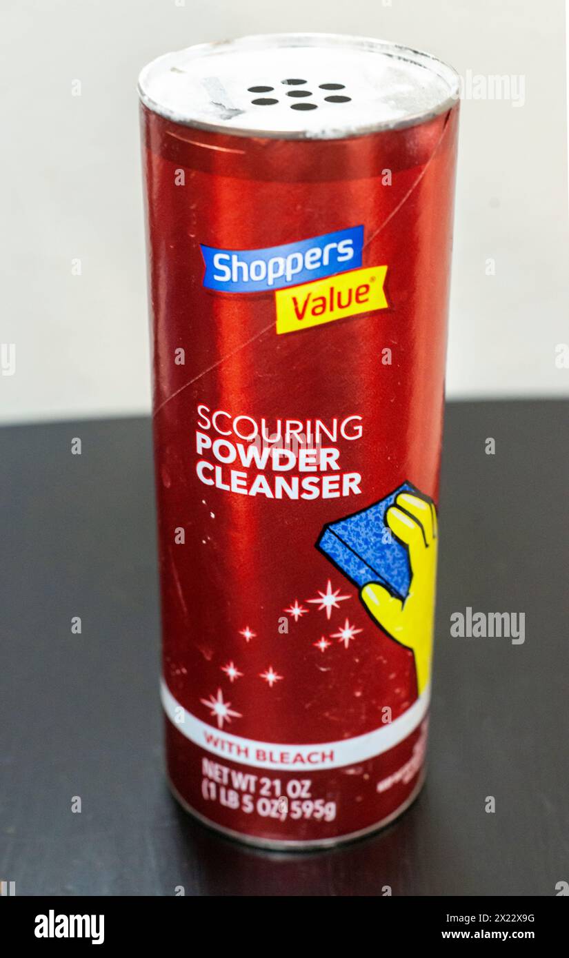 Can Of Shoppers Value Generic Scouring Powder In New York On Sunday Can Of Shoppers Value Generic Scouring Powder In New York On Sunday