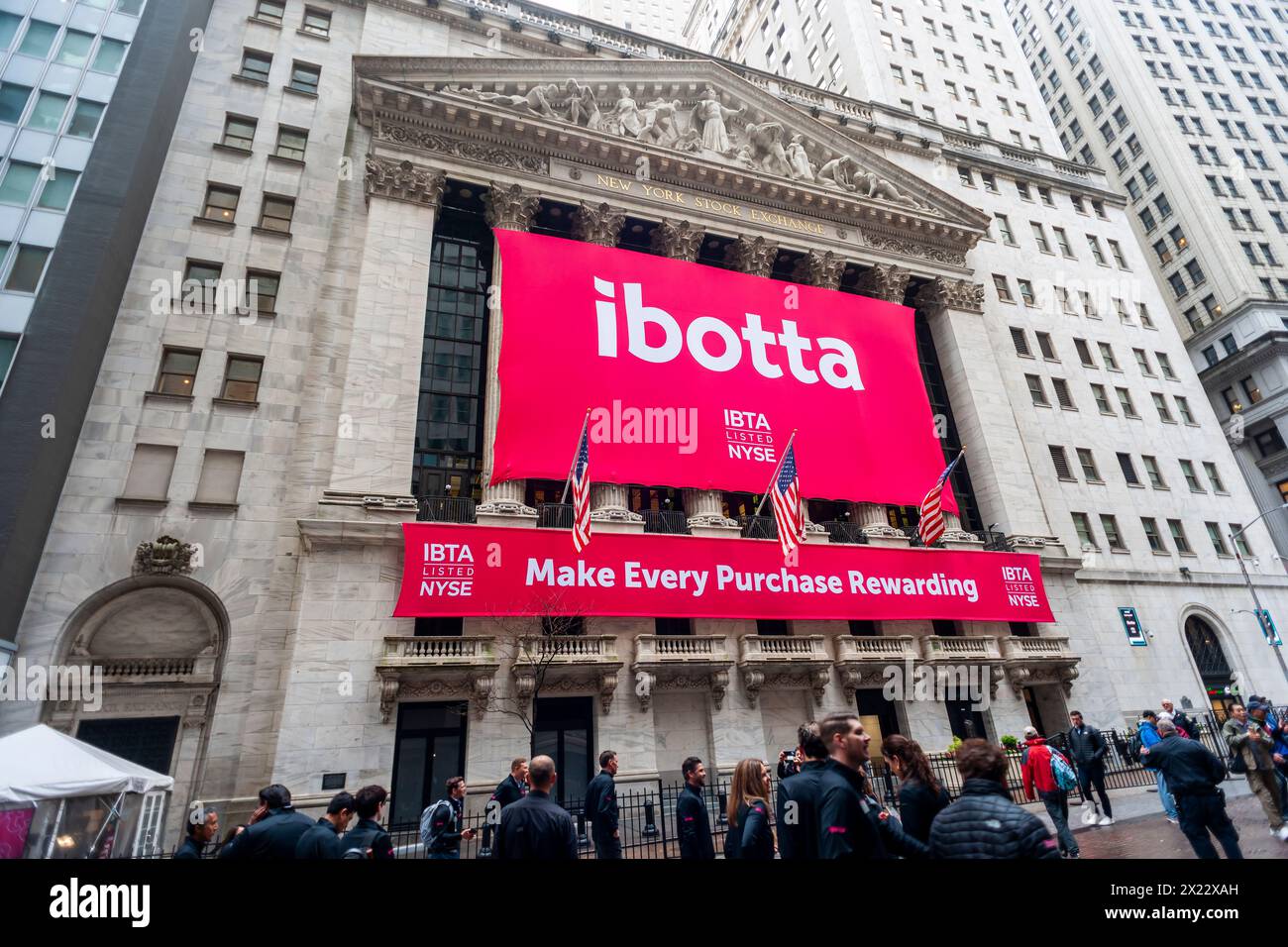 The facade of the New York Stock Exchange is decorated on Thursday, April 18, 2024 for the initial public offering of Ibotta. The technology company Ibotta partners with consumer brands to offer cash back rewards. (© Richard B. Levine) Stock Photo