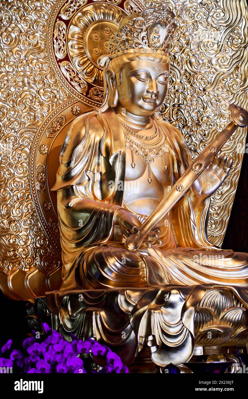 Jade Buddha temple, Shanghai, Detailed golden Buddha statue with fine ...