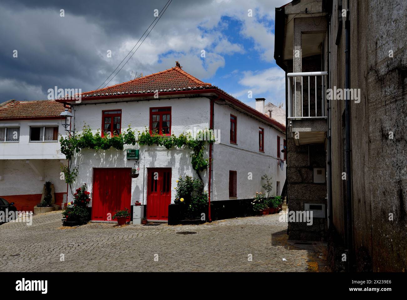 Old town triangle hi-res stock photography and images - Alamy