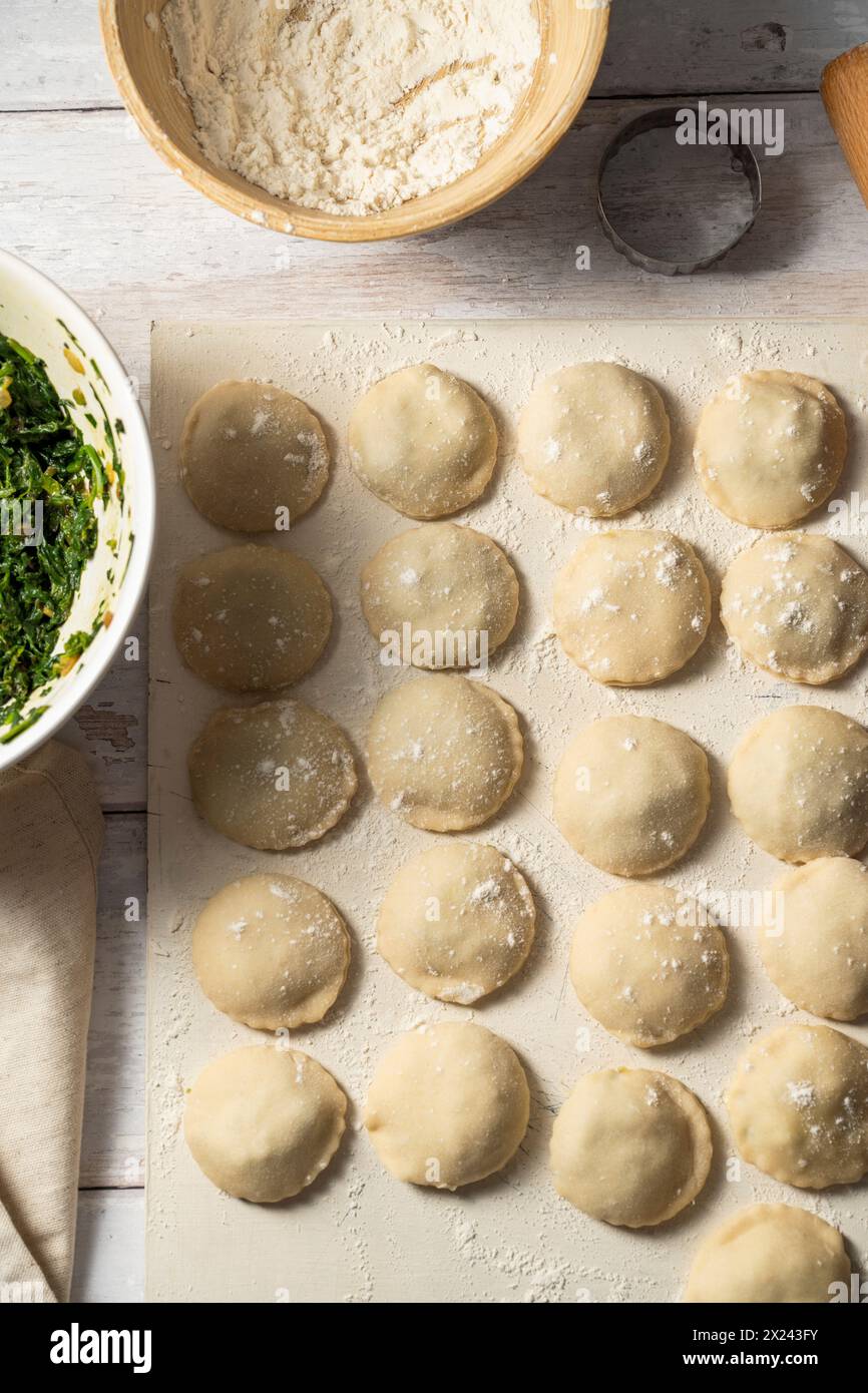Ravioli with spinach filling Stock Photo - Alamy