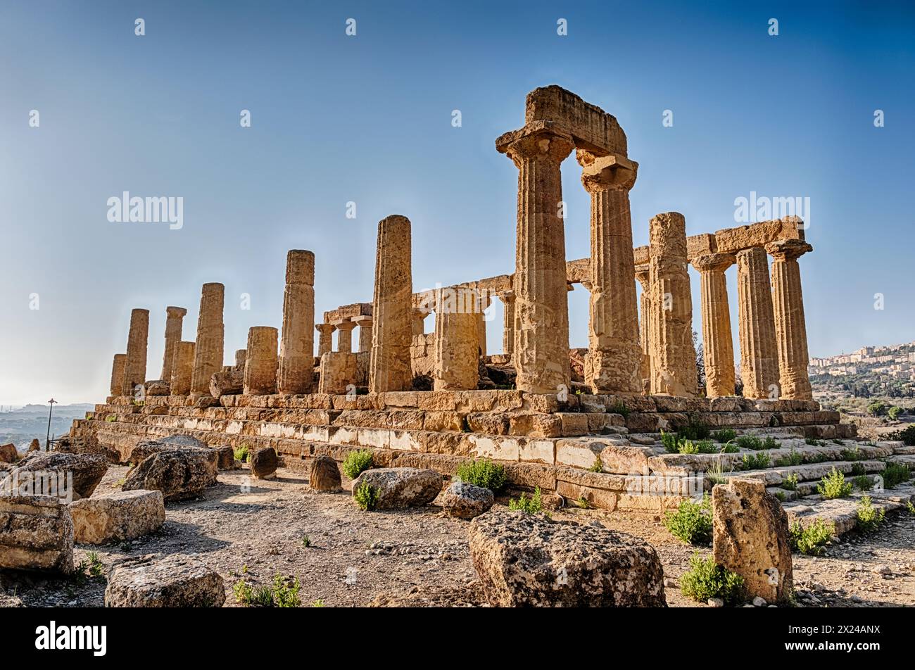 The Ancient Ruins Of The Temple Of Juno Is Illuminated By The Sunlight The Ancient Ruins Of The Temple Of Juno Is Illuminated By The Sunlight