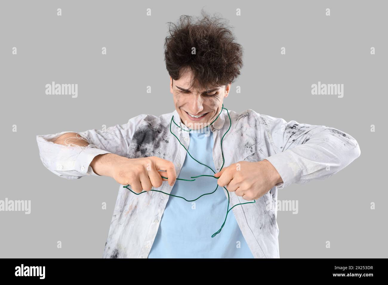 Burnt electrical wire hi-res stock photography and images - Alamy