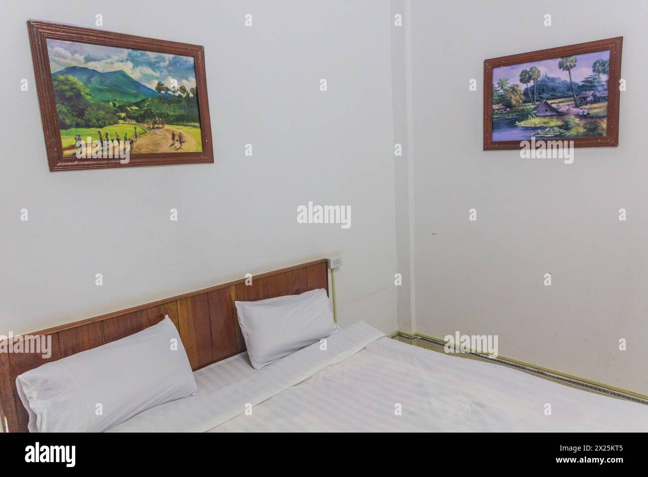 PHONGSALI, LAOS - NOVEMBER 20, 2019: Cheap hotel room in Phongsali, Laos Stock Photo