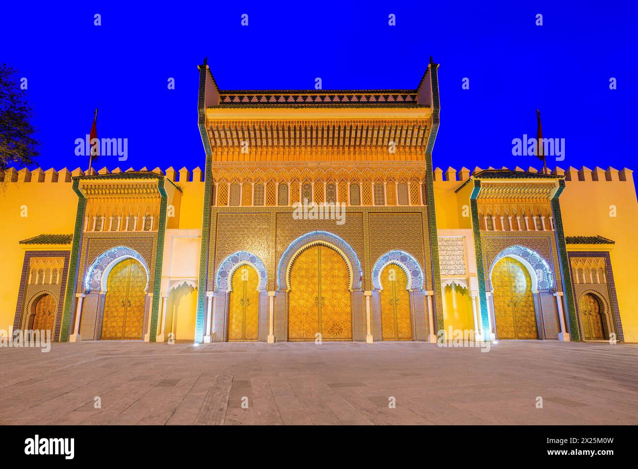 Fez or Fes, Morocco. Gates of the 'Alawi Royal Palace (Dar al-Makhzen). Stock Photo