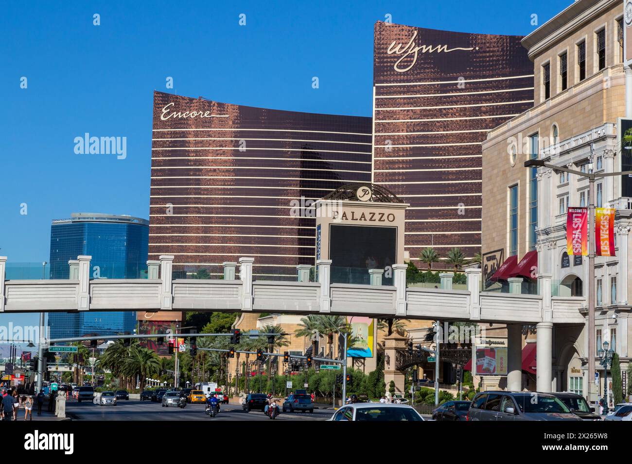 Las Vegas, Nevada.  Hotels on The Strip (Las Vegas Boulevard):  Palazzo, Wynn, and Encore. Stock Photo