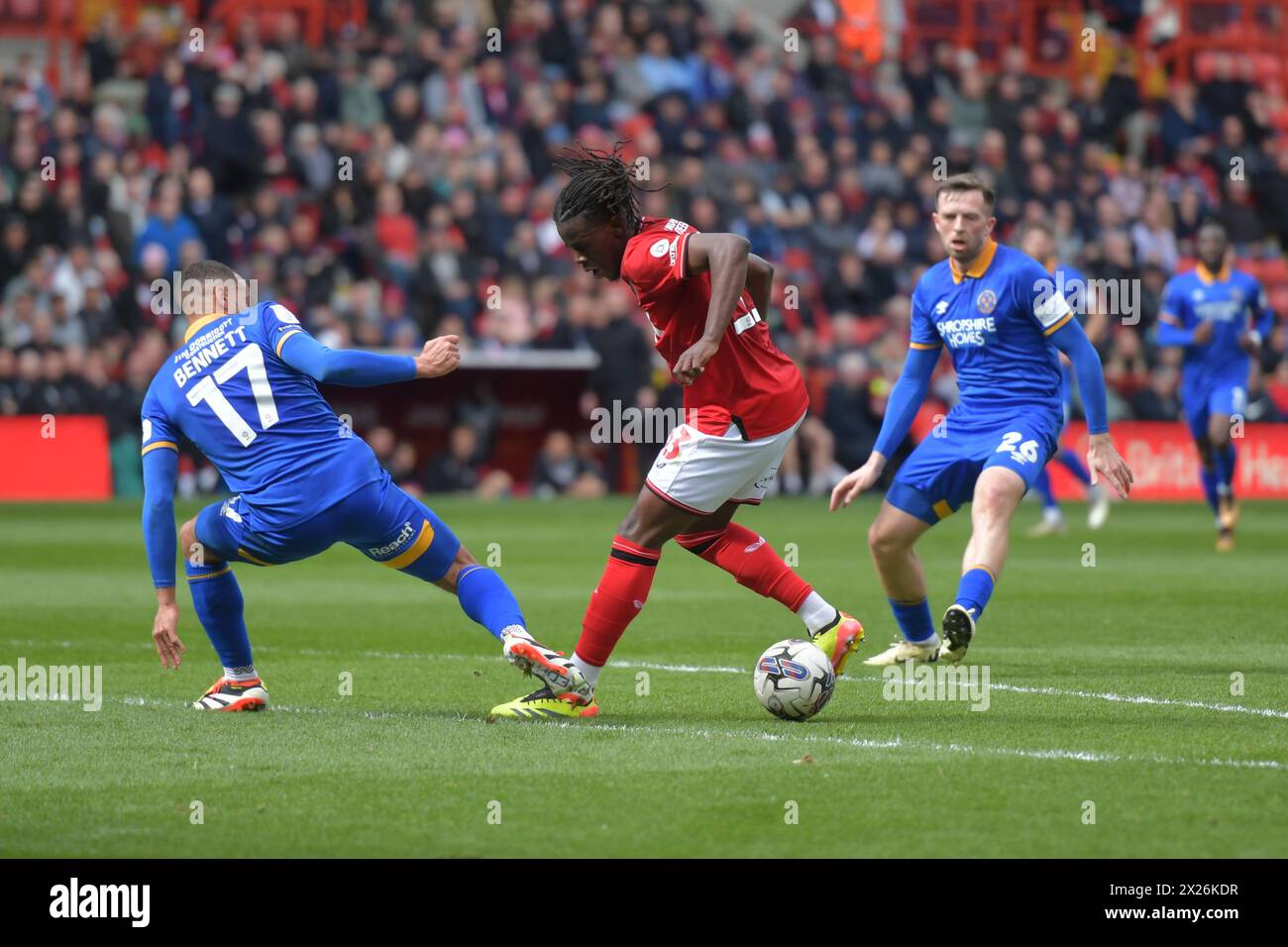 London, England. 20th Apr 2024. Karoy Anderson of Charlton Athletic is challenged by Elliott Bennett of Shrewsbury Town during the Sky Bet EFL League One fixture between Charlton Athletic and Shrewsbury Town. Kyle Andrews/Alamy Live News Stock Photo