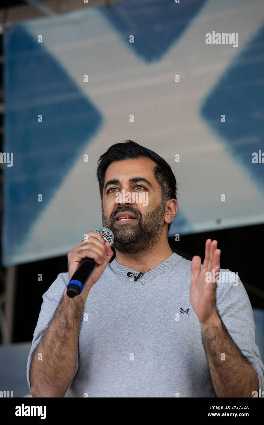 Humza New Humza Yousaf Personal Life – Exclusive: Meet Humza Yousaf, the New Face ...