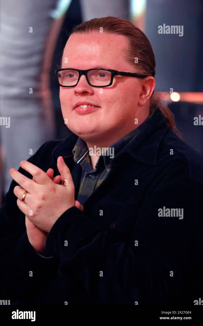 Sänger Angelo Kelly, Vater von Kandidat Gabriel Kelly, in der siebten ...