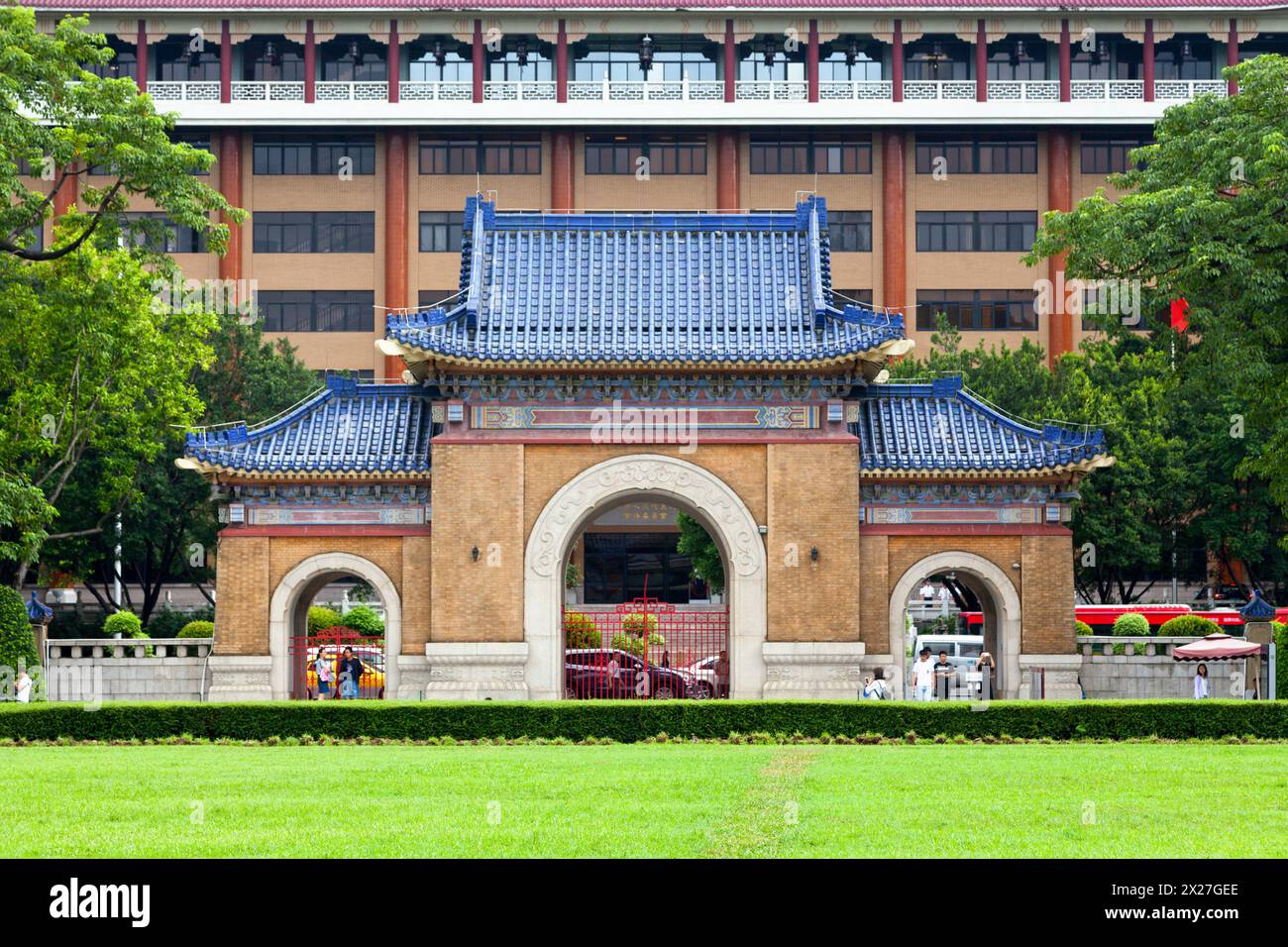 Guangzhou, China - August 16 2018: Main entrance of the Sun Yat-sen or Zhongshan Memorial Hall, an octagon-shaped building in Guangzhou, capital of Ch Stock Photo