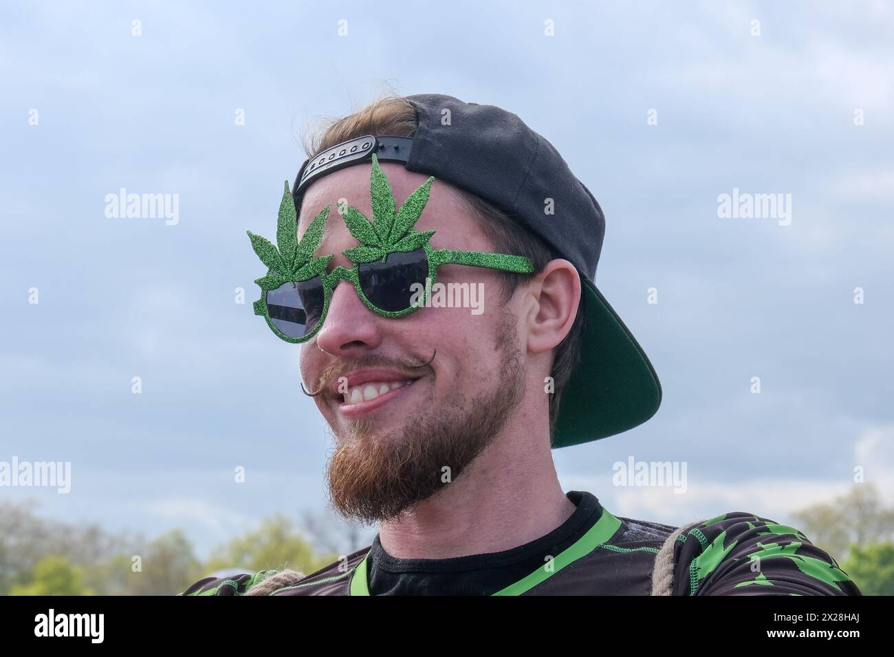 London, UK, 20th April, 2024. Crowds turned out to the annual '420 Day' meet up in Hyde Park, in part celebration - and part protest, to legalise the drug. Credit: Eleventh Hour Photography/Alamy Live News Stock Photo