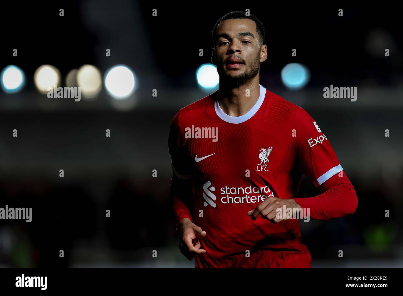 Bergamo, Italy. 20th Apr, 2024. Italy, Bergamo, april 18 2024: Cody Gakpo (Liverpool) in front court for a corner kick in the first half during soccer game Atalanta BC vs Liverpool, Europa League Quarter Final 2nd Leg Gewiss Stadium.Italy, Bergamo, 2024 04 18: Atalanta BC vs Liverpool FC, Europa League 2023/2024 Quarter Final 2nd Leg at Gewiss Stadium (Credit Image: © Fabrizio Andrea Bertani/Pacific Press via ZUMA Press Wire) EDITORIAL USAGE ONLY! Not for Commercial USAGE! Stock Photo