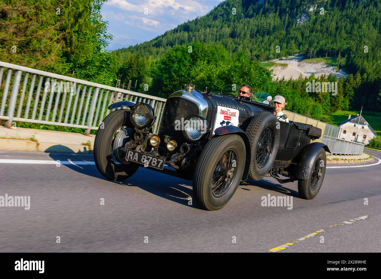 bad mitterndorf, austria, 20 july 2006, ennstal classic, competition for vintage cars, bentley 4,5 litre *** bad mitterndorf, österreich, 20. juli 2006, ennstal classic, wettbewerb für oldtimer, bentley 4,5 liter Copyright: xx Stock Photo