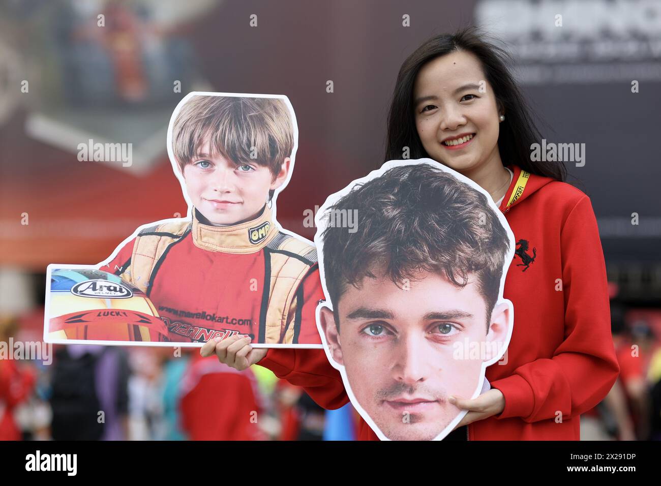 spectators, fans, fan club during the Formula 1 Lenovo Chinese Grand Prix 2024, 5th round of the 2024 Formula One World Championship from April 19 to 21, 2024 on the Shanghai International Circuit, in Shanghai, China Stock Photo