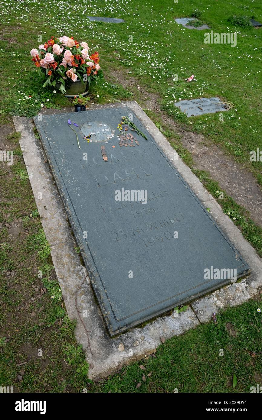 The grave of world famous childrens and adult author Roald Dahl in St. Peter and St. Paul's Church, Great Missenden Stock Photo