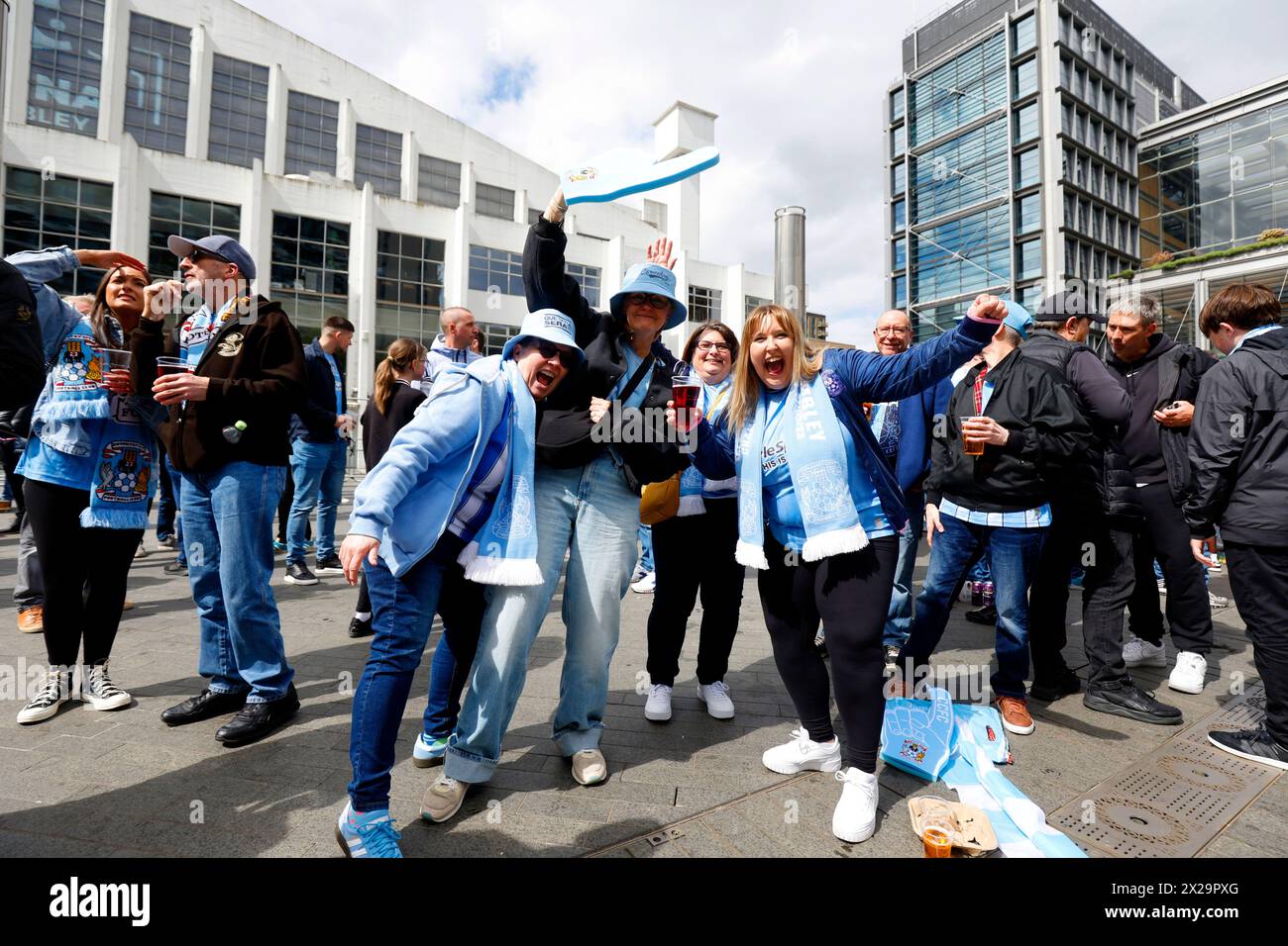 Coventry City fans ahead of the Emirates FA Cup semi-final match at Wembley Stadium, London. Picture date: Sunday April 21, 2024. Stock Photo