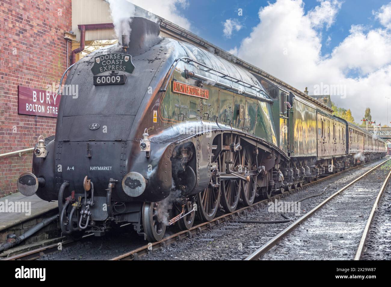 60009 Union Of South Africa LNER class A4 4488 Preserved steam locomotive built in (1937) Stock Photo