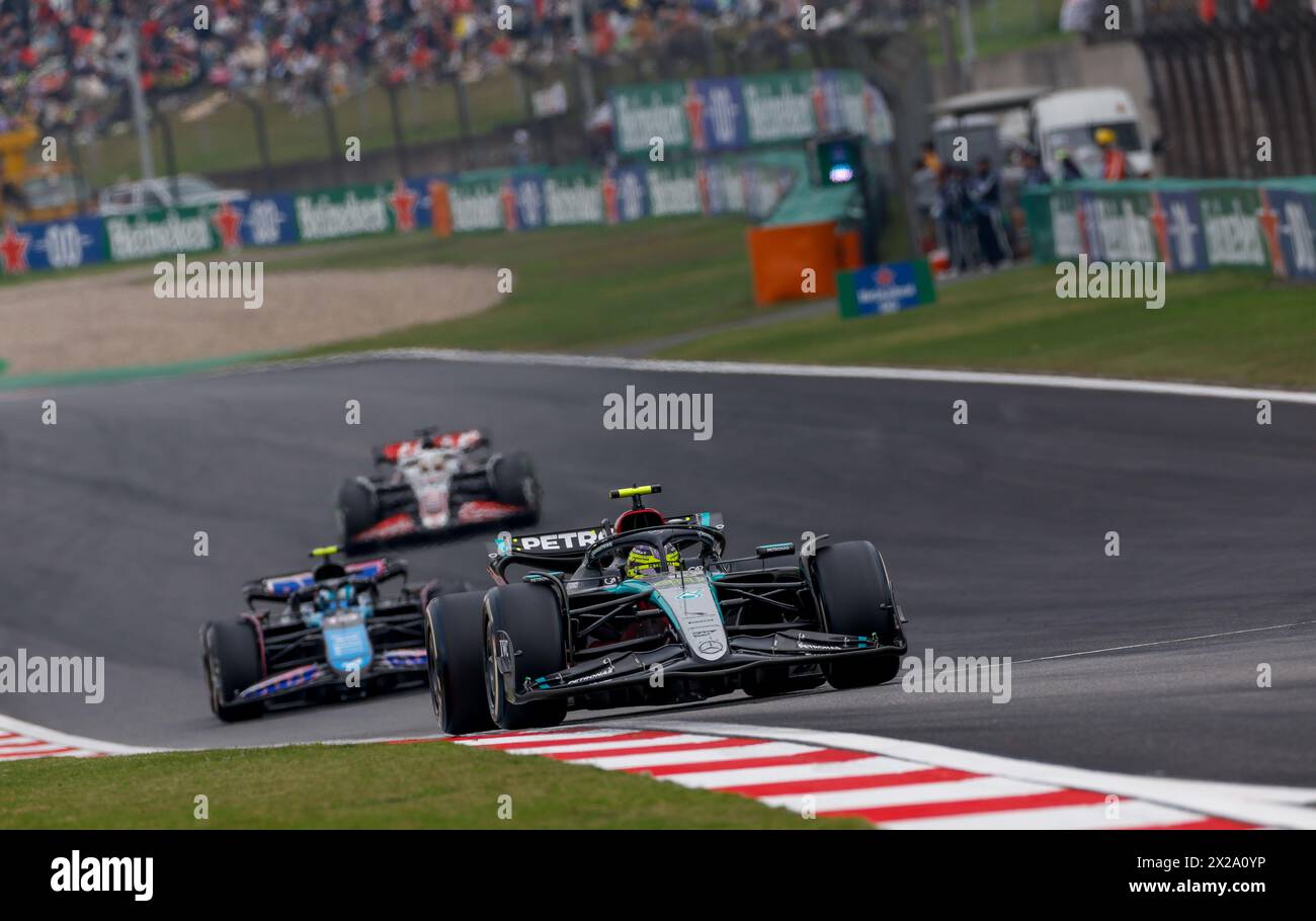 44 HAMILTON Lewis (gbr), Mercedes AMG F1 Team W15, action during the Formula 1 Lenovo Chinese Grand Prix 2024, 5th round of the 2024 Formula One World Championship from April 19 to 21, 2024 on the Shanghai International Circuit, in Shanghai, China Stock Photo