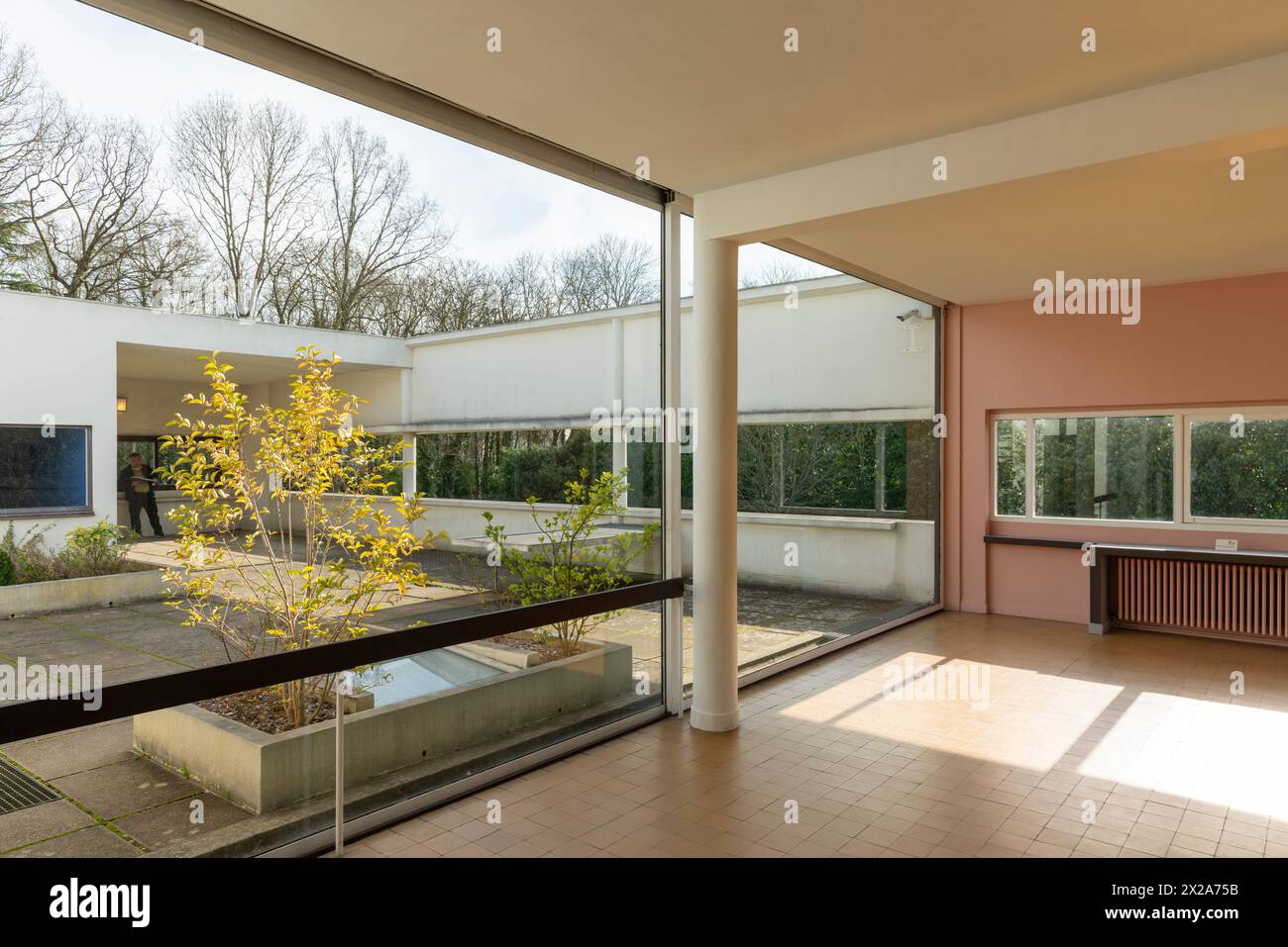 Poissy bei Paris, Villa Savoye, 1929-1931 von Le Corbusier und Pierre ...