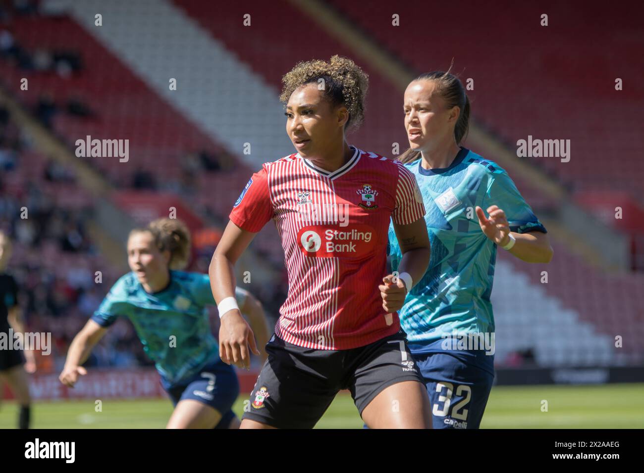 Southampton, UK. 21st Apr, 2024. lexi Lloyd-Smith (7 Southampton) in action during the Barclays Womens Championship game between Southampton and London City Lionesses at St Marys Stadium, Southampton. (Tom Phillips/SPP) Credit: SPP Sport Press Photo. /Alamy Live News Stock Photo