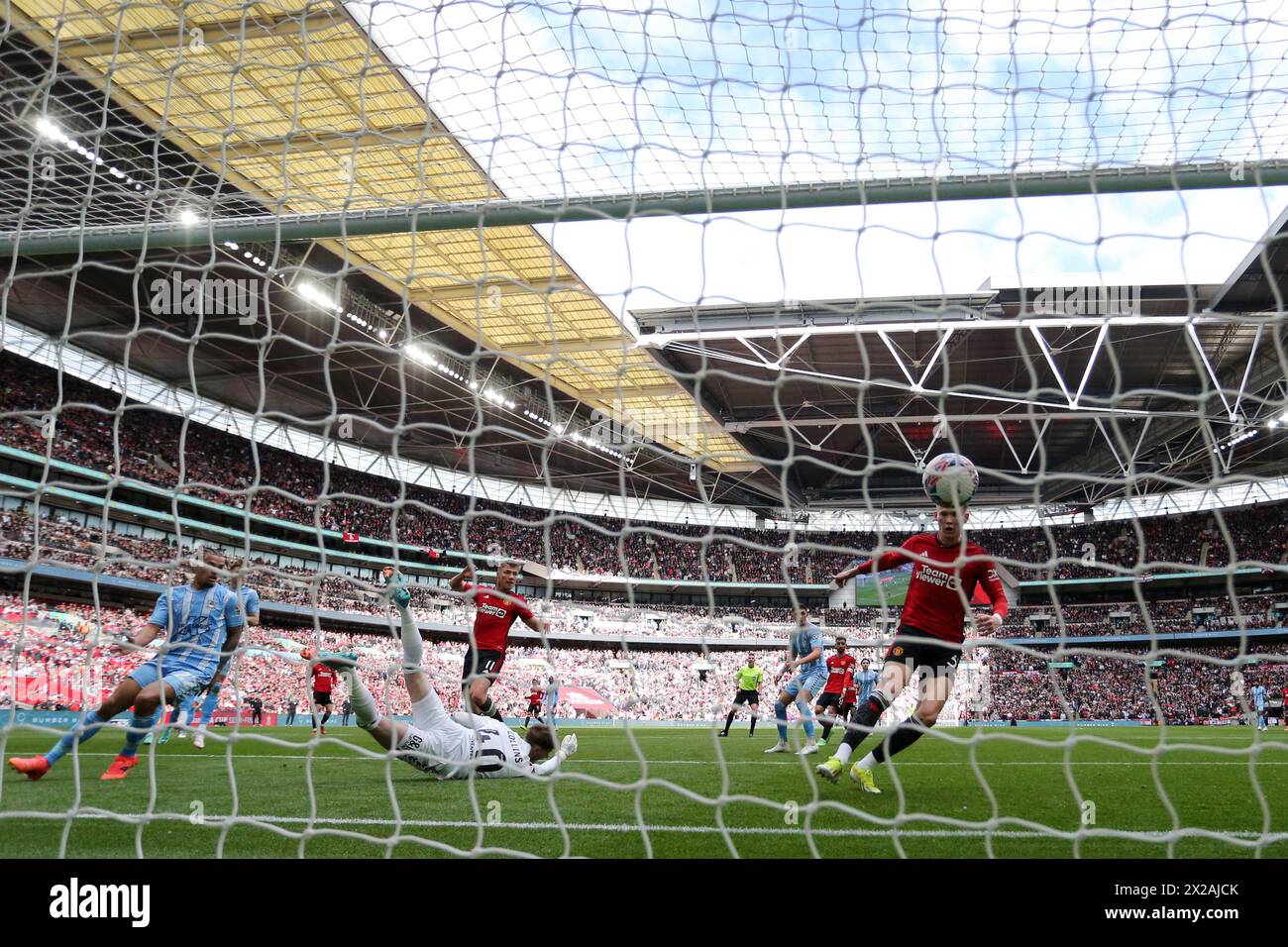 London, UK. 21st Apr, 2024. Scott McTominay of Manchester Utd scores