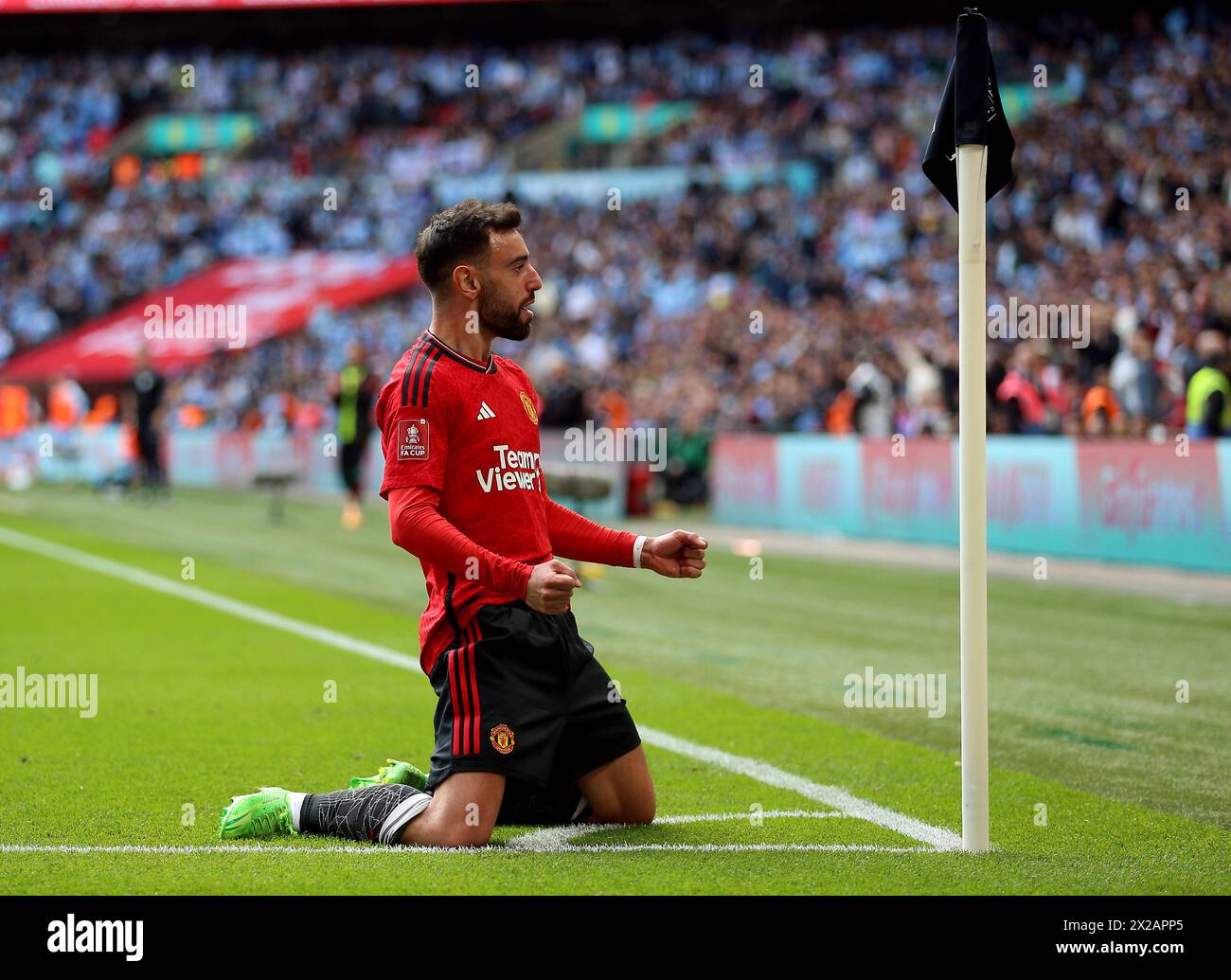 Manchester United's Bruno Fernandes celebrates scoring their side's third goal of the game during the Emirates FA Cup semi-final match at Wembley Stadium, London. Picture date: Sunday April 21, 2024. Stock Photo