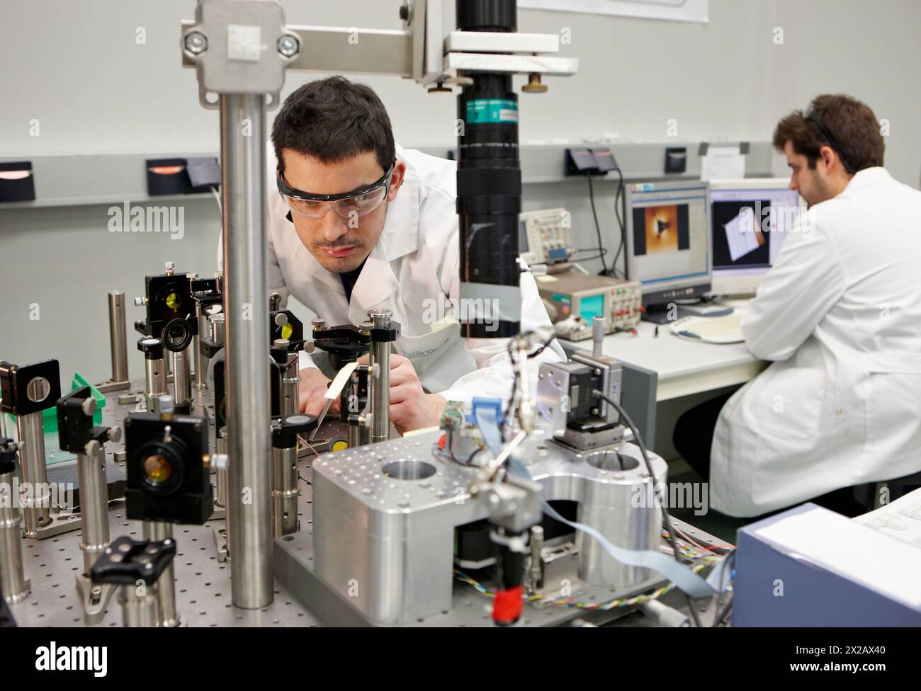 Changing disposition of optical elements, Nano-optics laboratory, AFM ...