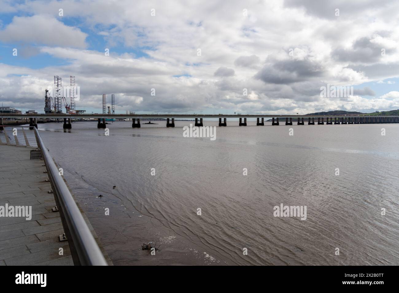 The Tay Road Bridge over the River Tay, in Dundee, Scotland, UK, opened 1966. Stock Photo